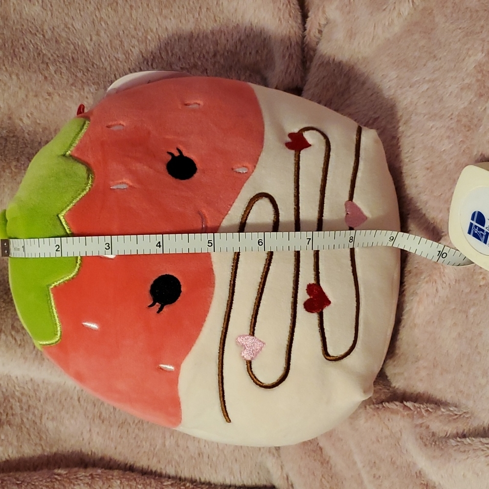 Original Squishmallow "Scarlet the Strawberry" 2023 - Picture 6 of 8